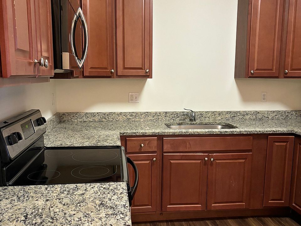 1st image of 201 Brownstone Ct