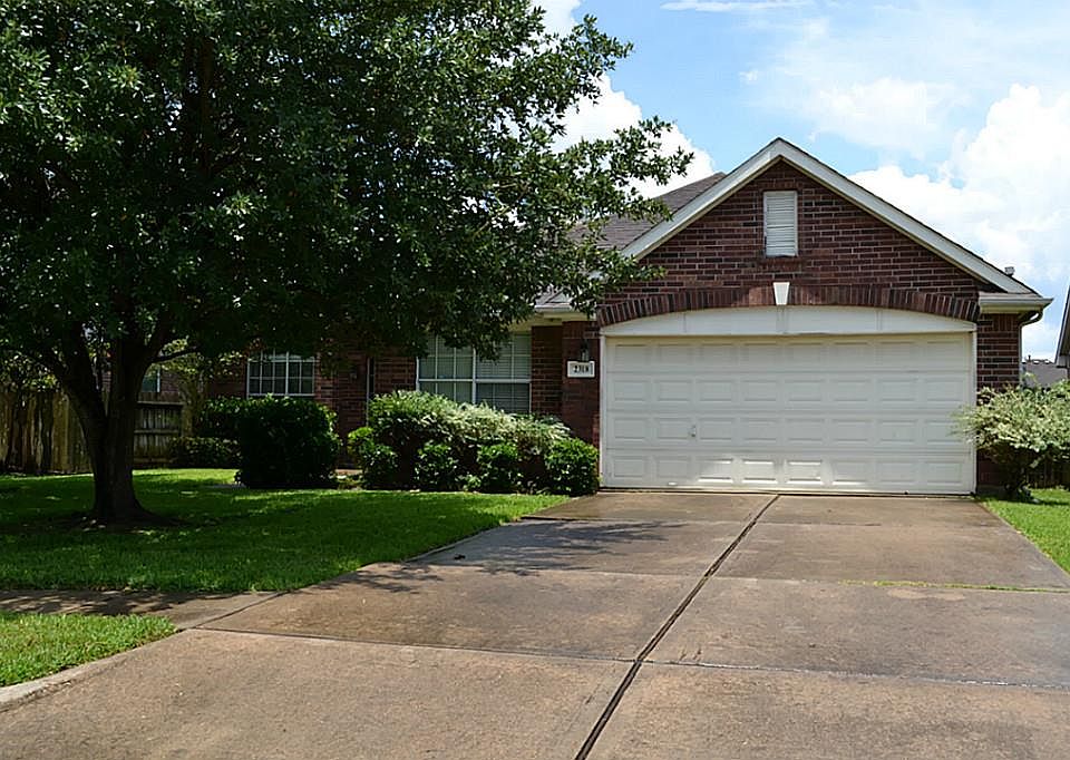 1st image of 2318 Waterwood Dr