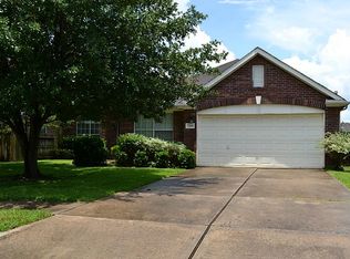 2318 Waterwood Dr, Sugar Land, TX 77479