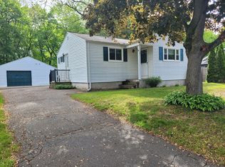 6 Concord Ter, Enfield, CT 06082