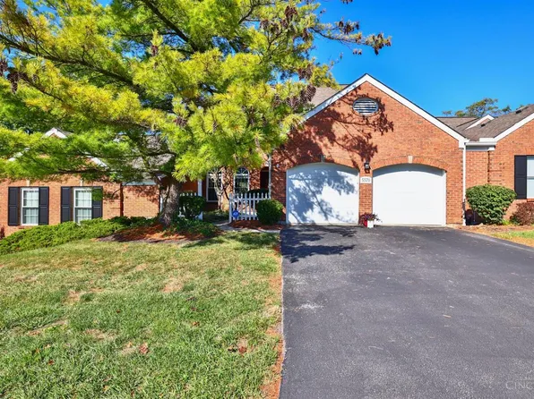 5570 Windridge Dr, Columbia Township, OH 45243