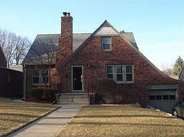 1st image of 5124 Parker St