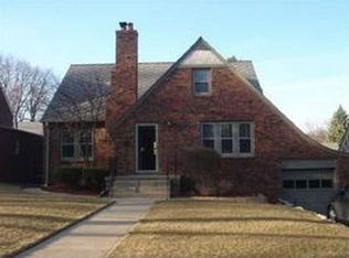 5124 Parker St, Omaha, NE 68104
