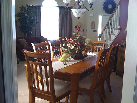 4th image of 4884 Waterford Dr