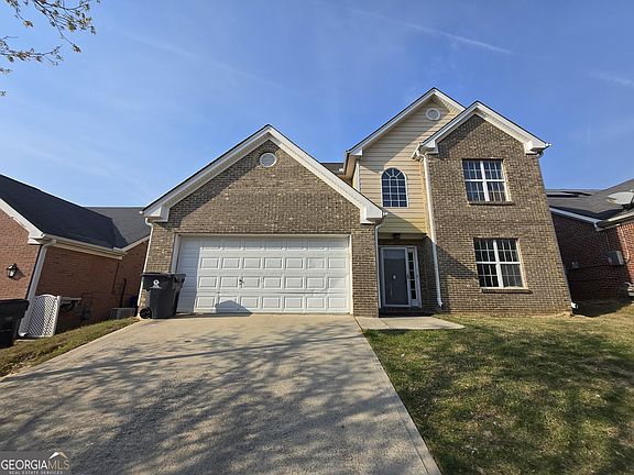 2nd image of 817 Winsap Dr