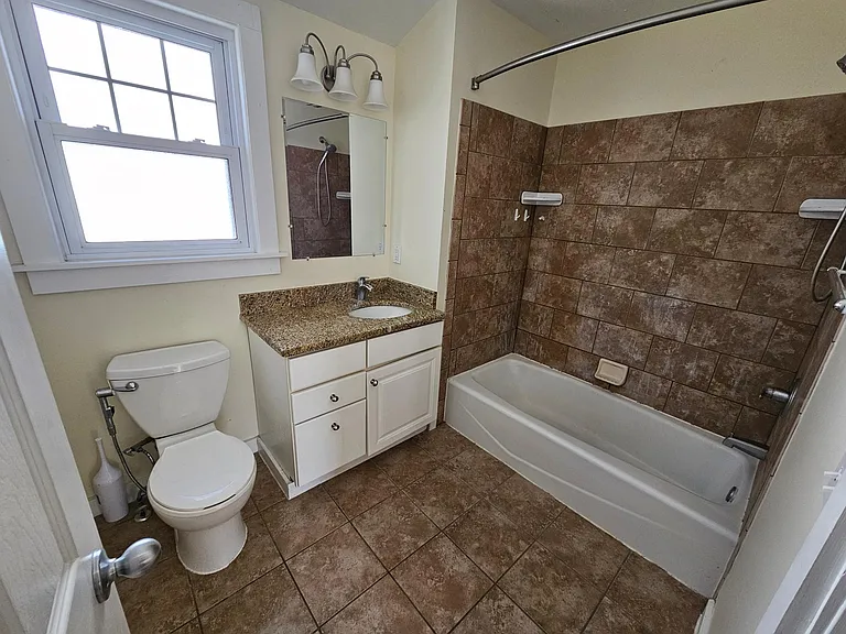 310 S Connecticut Ave — Photo 14