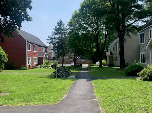 Forest Glen, 1500 Forest Ave #Ca1a76e08, Portland, ME 04103