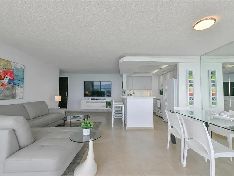 4745 Isla Verde Ave #17-G — Photo 10