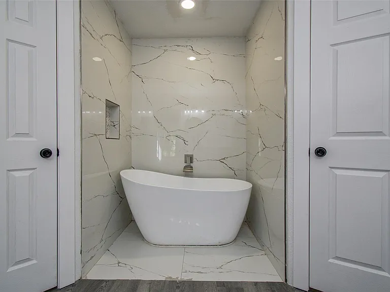 619 River Plantation Dr — Photo 26