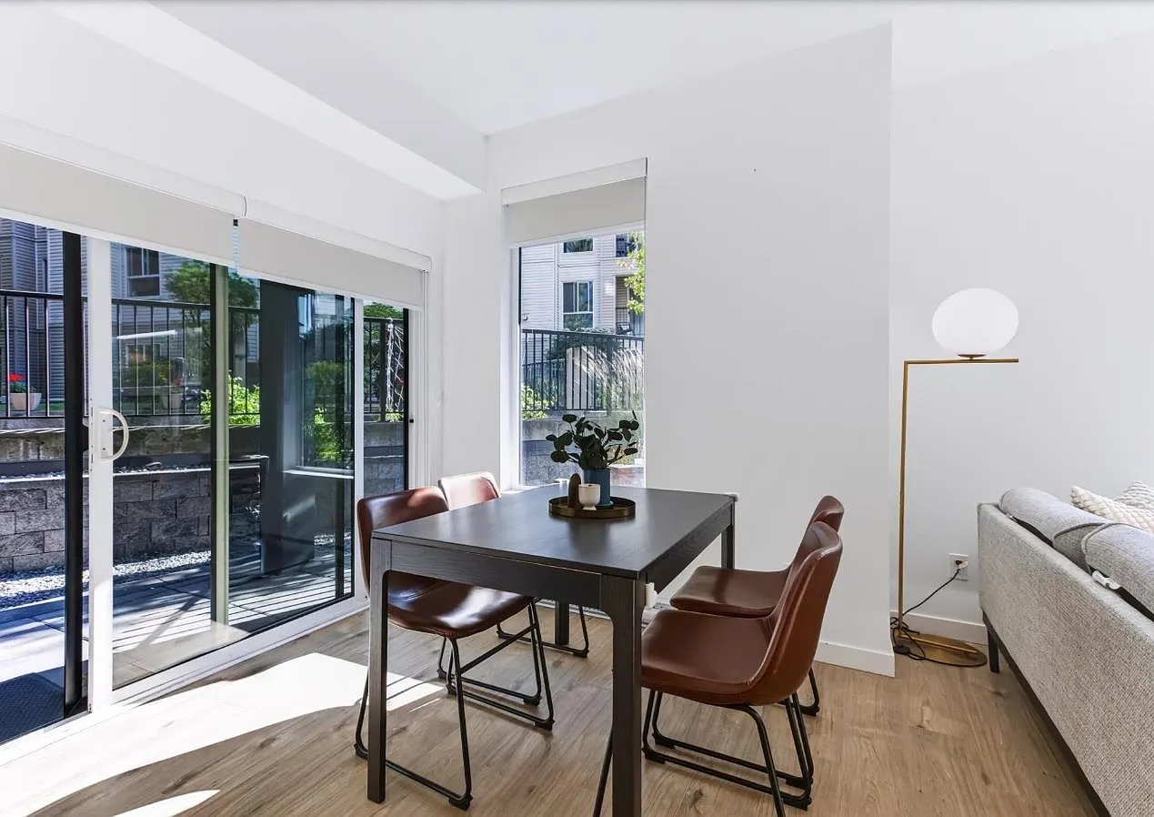 3 bed, 1315 sqft, $2,800 — Photo 4