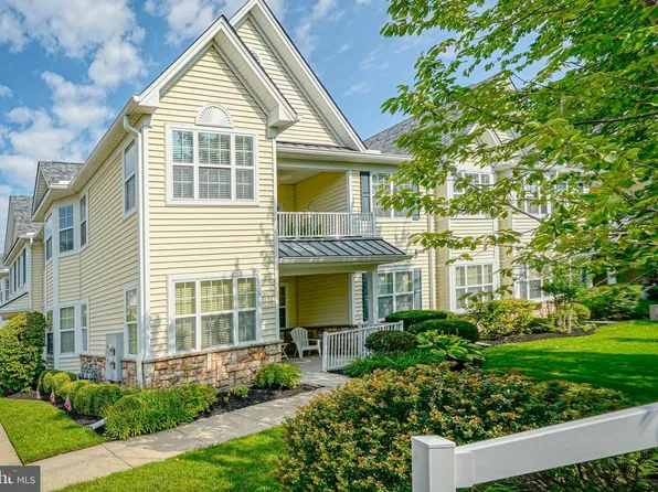 86 Pelican Pl, Thorofare, NJ 08086