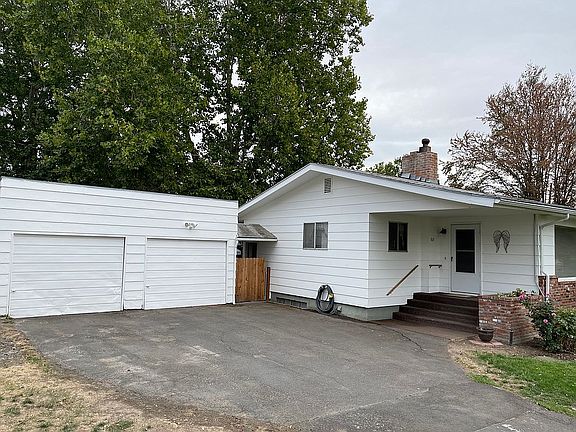 4th image of 517 Holly St