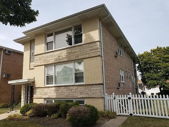 2nd image of 5860 W Gunnison St #2