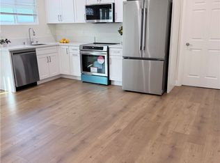 8144 Vantage Ave, North Hollywood, CA 91605