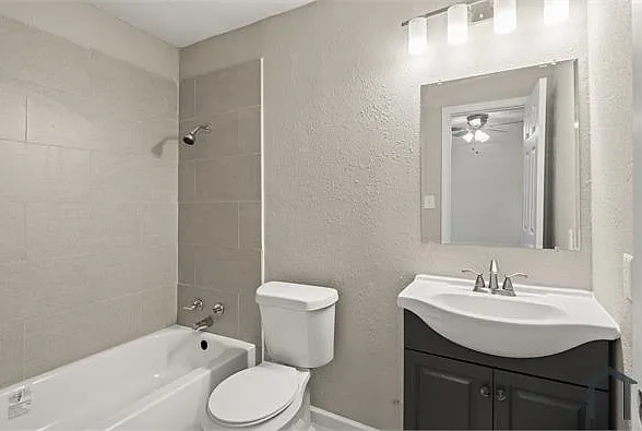 903 Hester St — Photo 11
