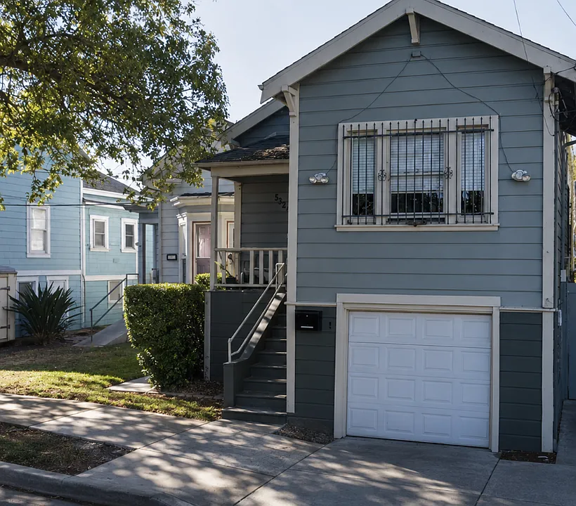 2525 Filbert St