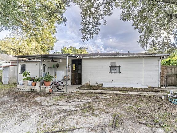 4th image of 1802 E KNOLLWOOD STREET