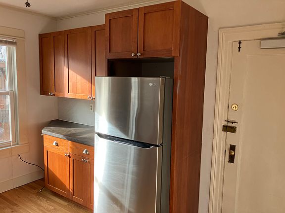 2nd image of 24 Plant St #1