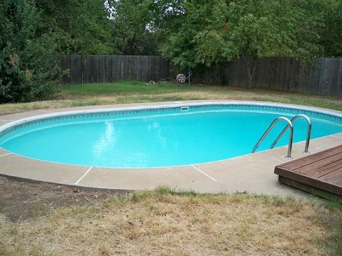 2nd image of 1014 Sunset Dr