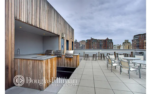 Rented by Douglas Elliman | media 29