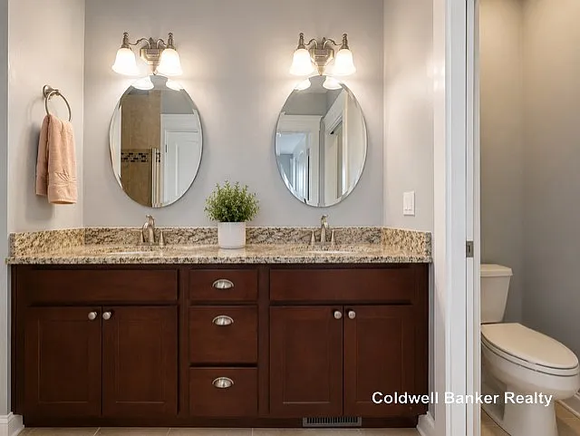 2827 W Belden Ave #4D — Photo 8