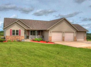 S6123 Willow Ln, Viroqua, WI 54665