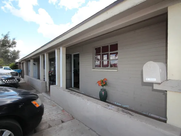 2831 W Camelback Rd, Phoenix, AZ 85017