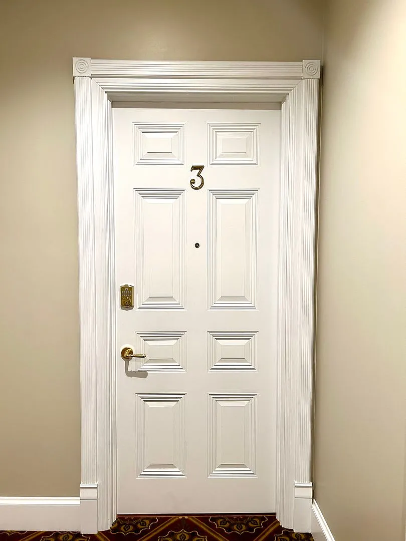 446 West 6th Street — Photo 3