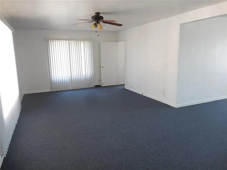 814 W Yandell Dr — Photo 9