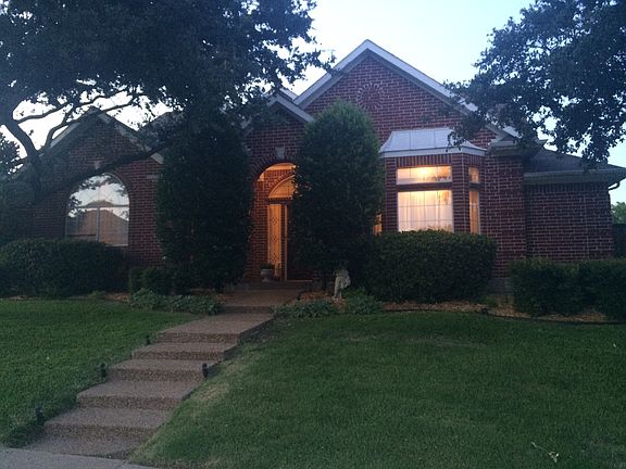 3rd image of 1300 Barclay Dr