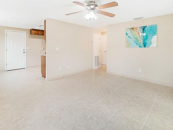 4th image of 6610 W Chelsea Ave