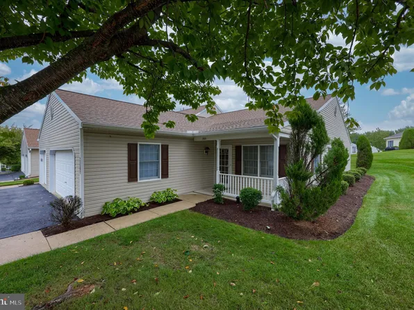 3001 Lakefield Rd, York, PA 17402