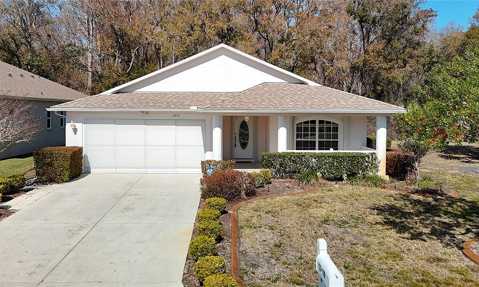 1st image of 11419 Clear Oak Cir