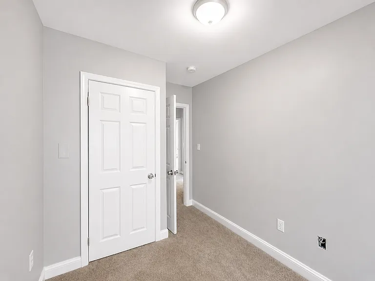4903 Queensberry Ave — Photo 21