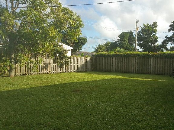 3rd image of 19215 NW 11th Ct