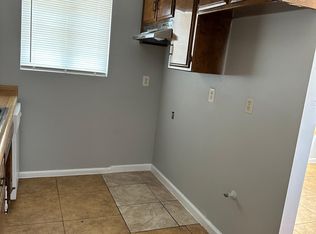 9415 Rosedale Hwy APT B, Bakersfield, CA 93312