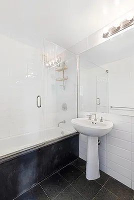 Rented by Compass | media 9