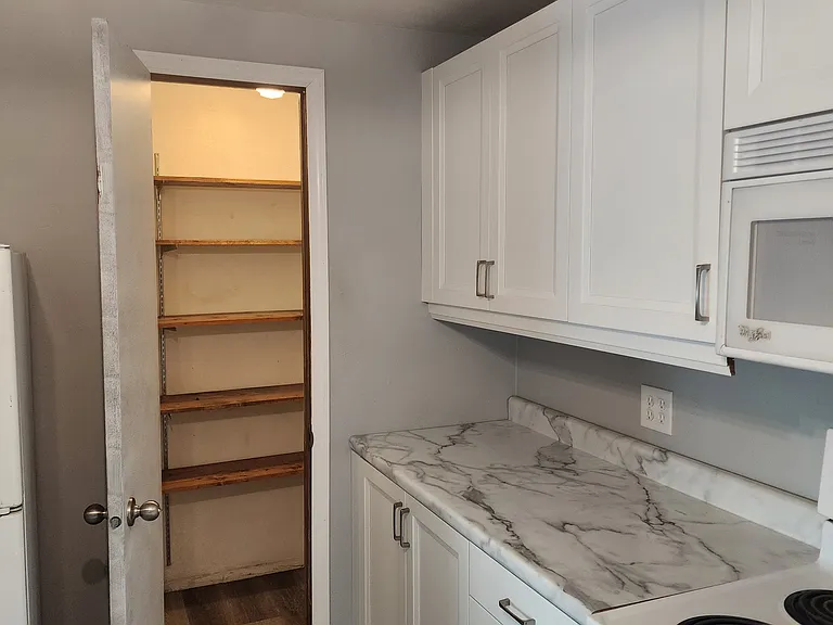 1298 S Bayshore Rd #1 — Photo 34