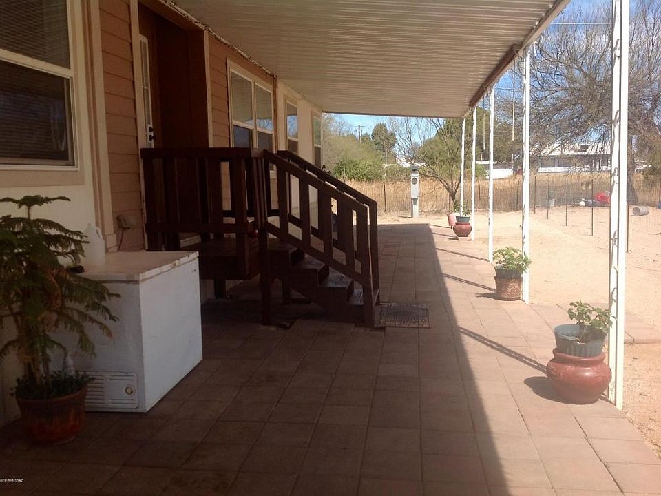 1st image of 1140 W La Osa Dr