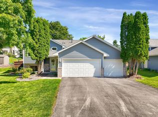 2502 Timberlea Dr, Woodbury, MN 55125