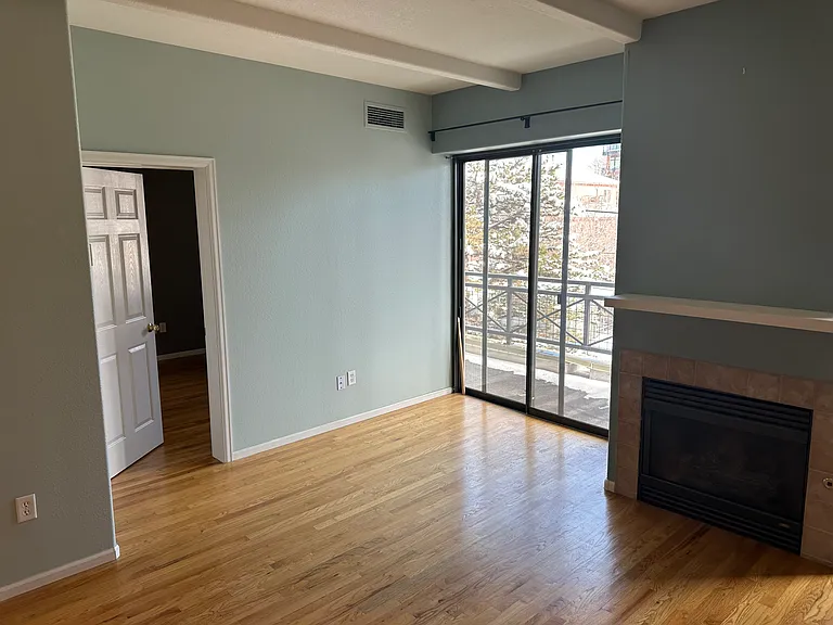 180 N Cook St #304 — Photo 5