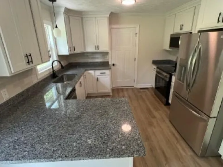 198 Milburn Dr — Photo 23