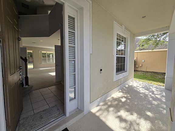 Front patio (not to be confused with the back patio)
