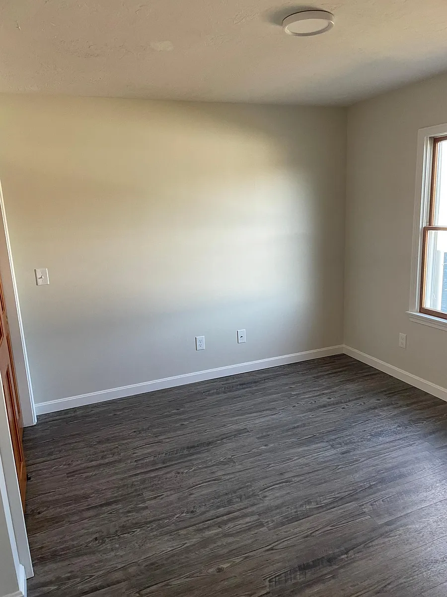 Building Photo - 20 W Boylston St #3