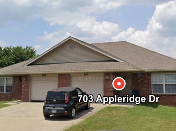 703 Appleridge Dr #703