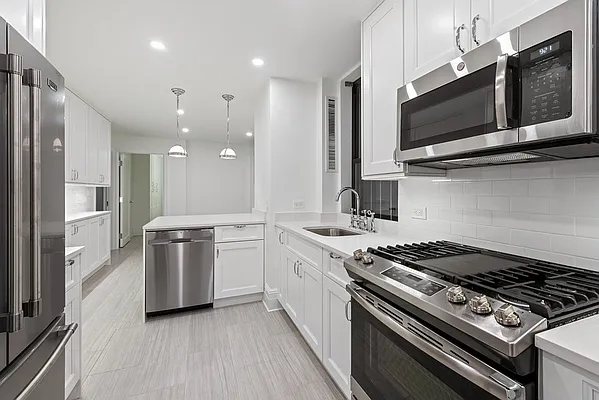 Rented by Rudin Management Company, Inc. | media 13