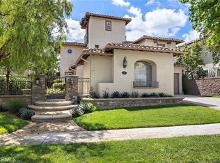 8 Sea Grape Rd, Mission Viejo, CA 92694