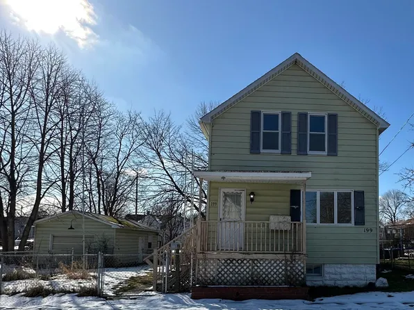 199 9th St, Manistee, MI 49660