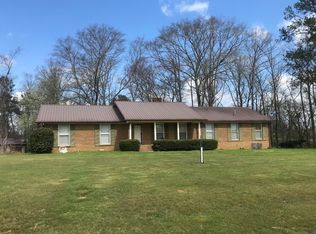 655 Roy Whitt Rd, Boaz, AL 35956