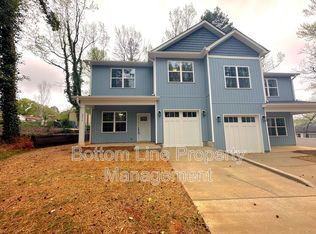 3814 Starmount Ave, Charlotte, NC 28269